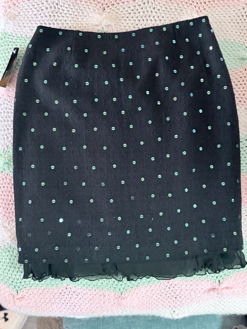WDNY New w/ Tag Black Pencil Skirt w/ Turquoise Iridescent Sequins, Side Zipper